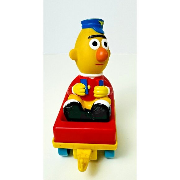 Big Bird's Wind Up Train 1989 Vintage Sesame Street Bert Cookie Monster Illco - Picture 9 of 16